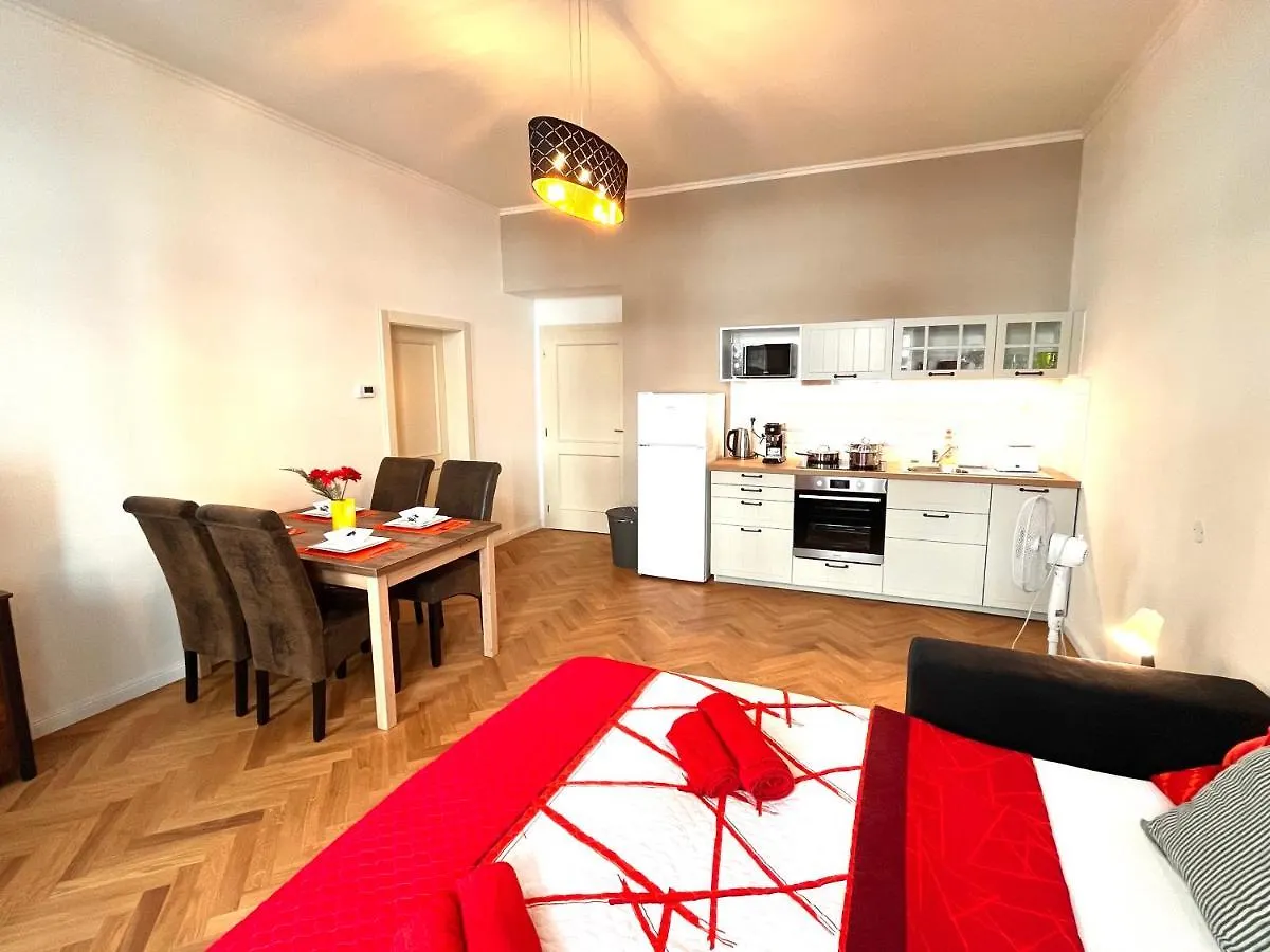 Cute Apartment Zborovska Praha